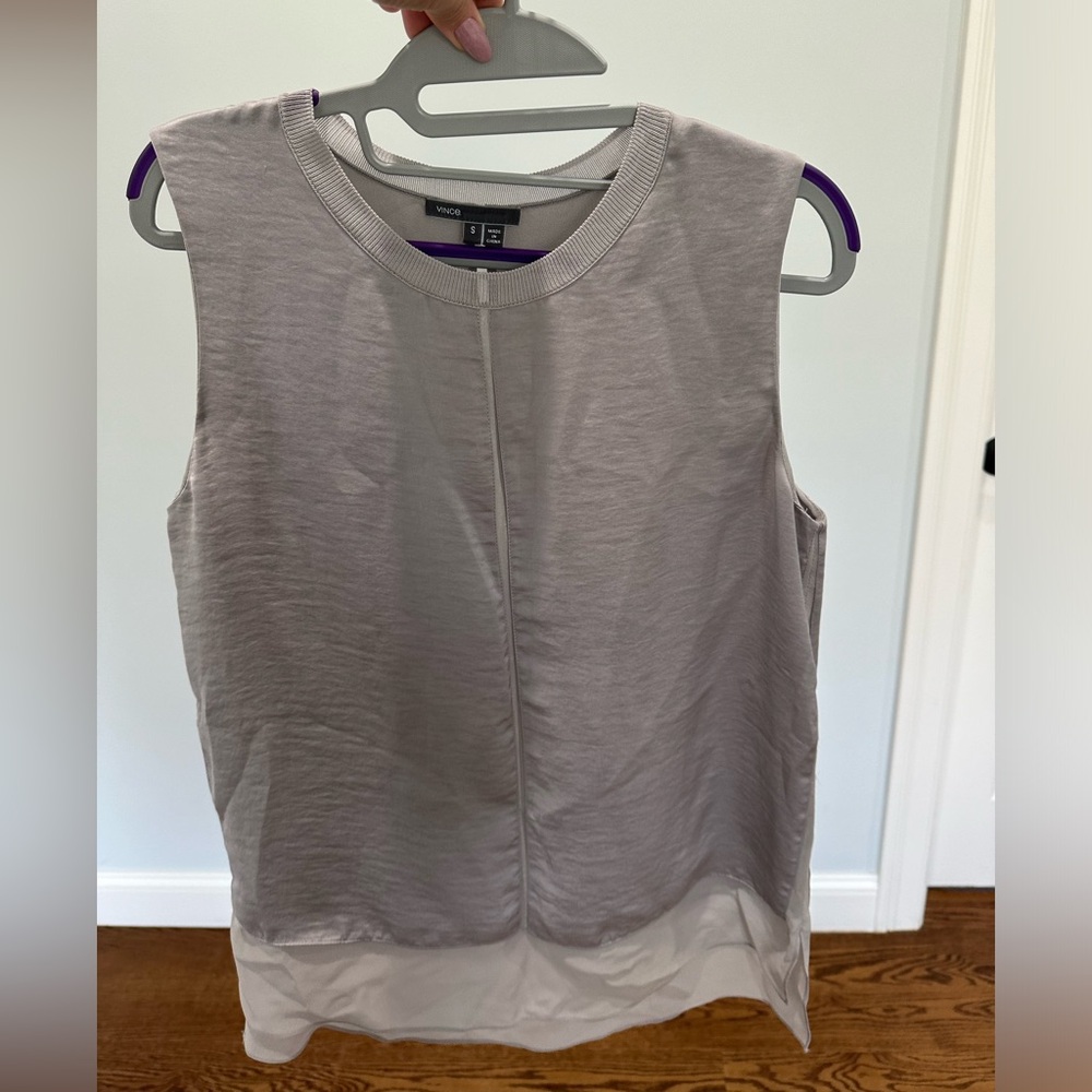 Vince Two-Tone Sleeveless Blouse in Light Gray and Cream